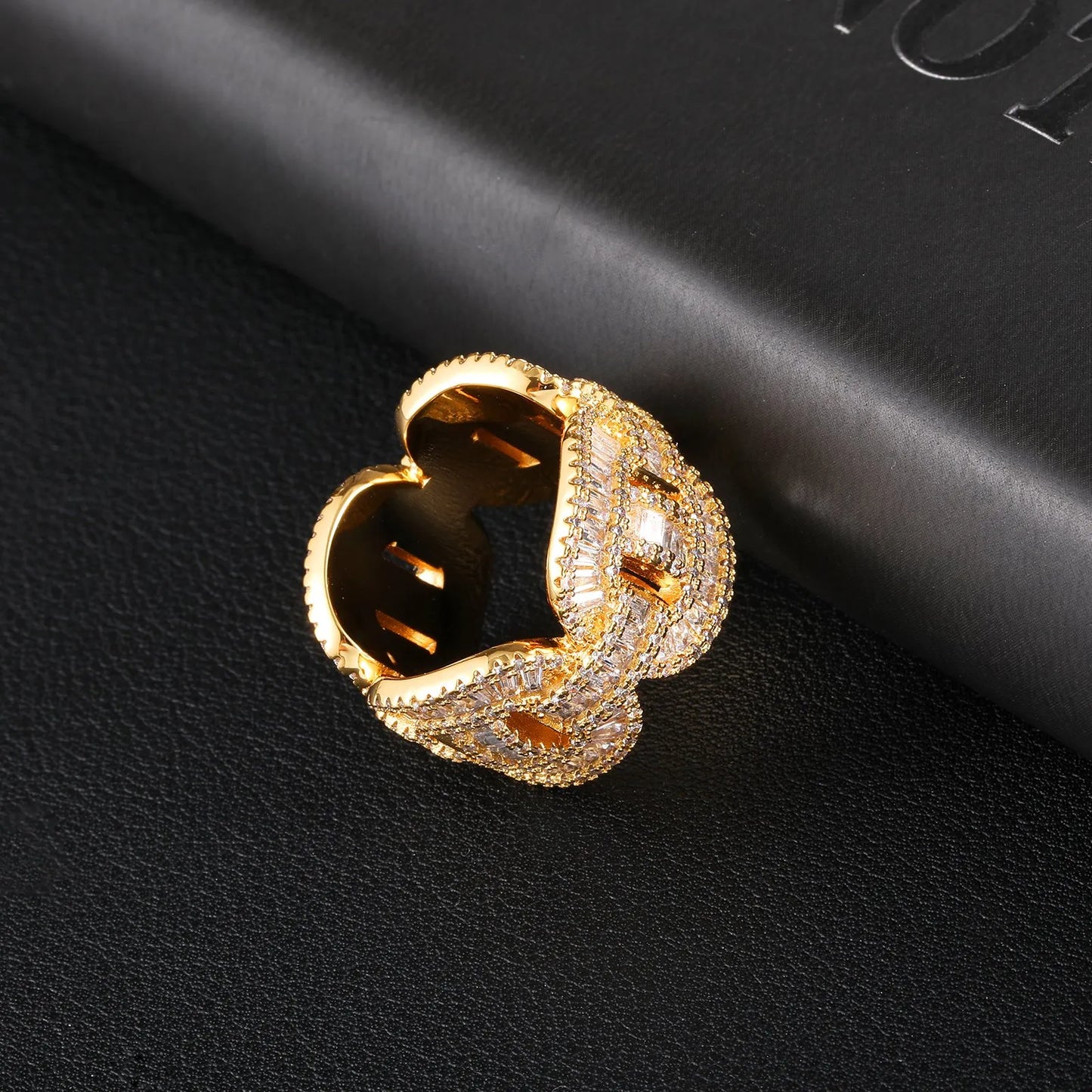 Diamond Baguette Mariner Ring - Gold