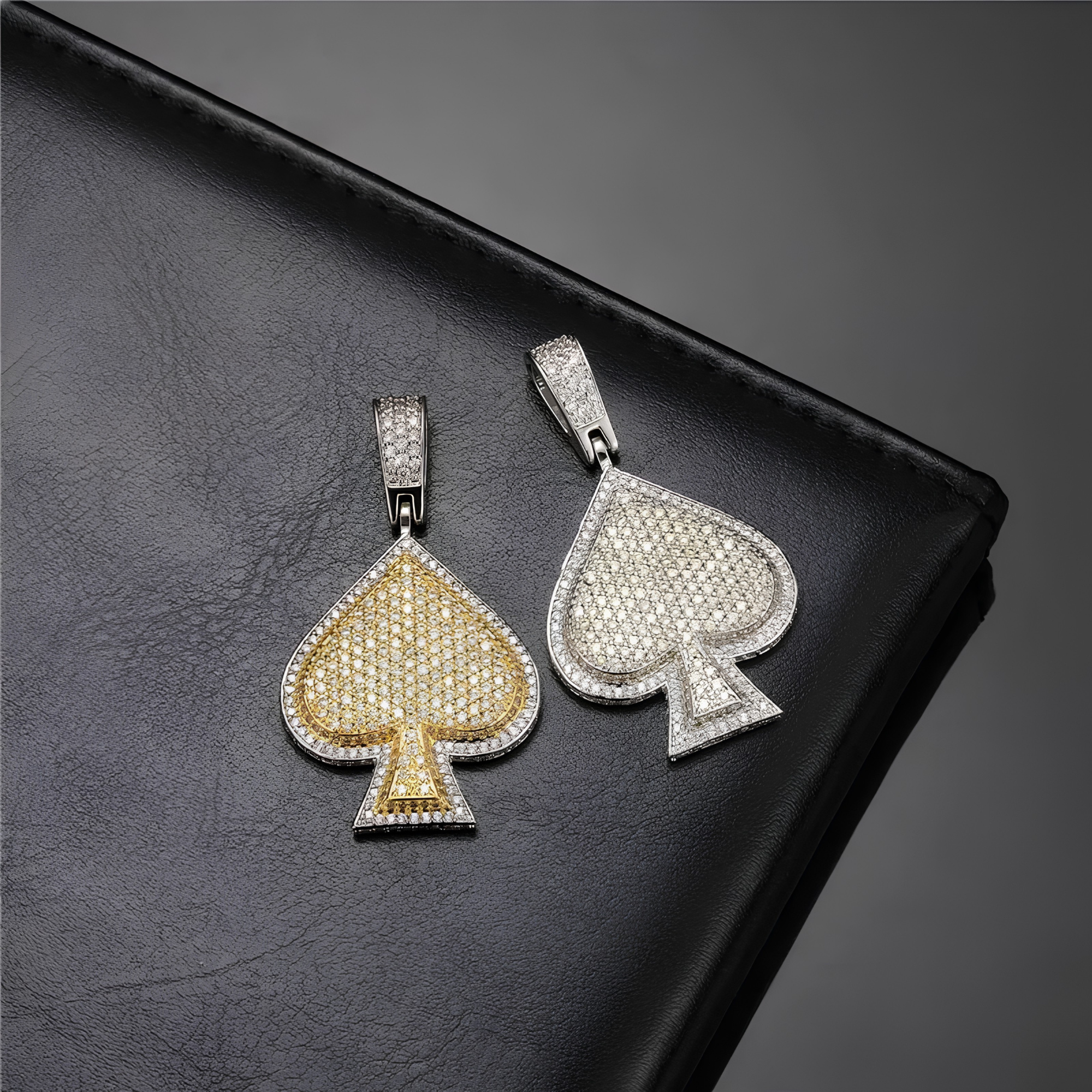 ICED SPADE PENDANT - SILVER