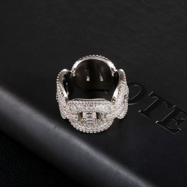 ICED MARINER BAGUETTE RING - SILVER